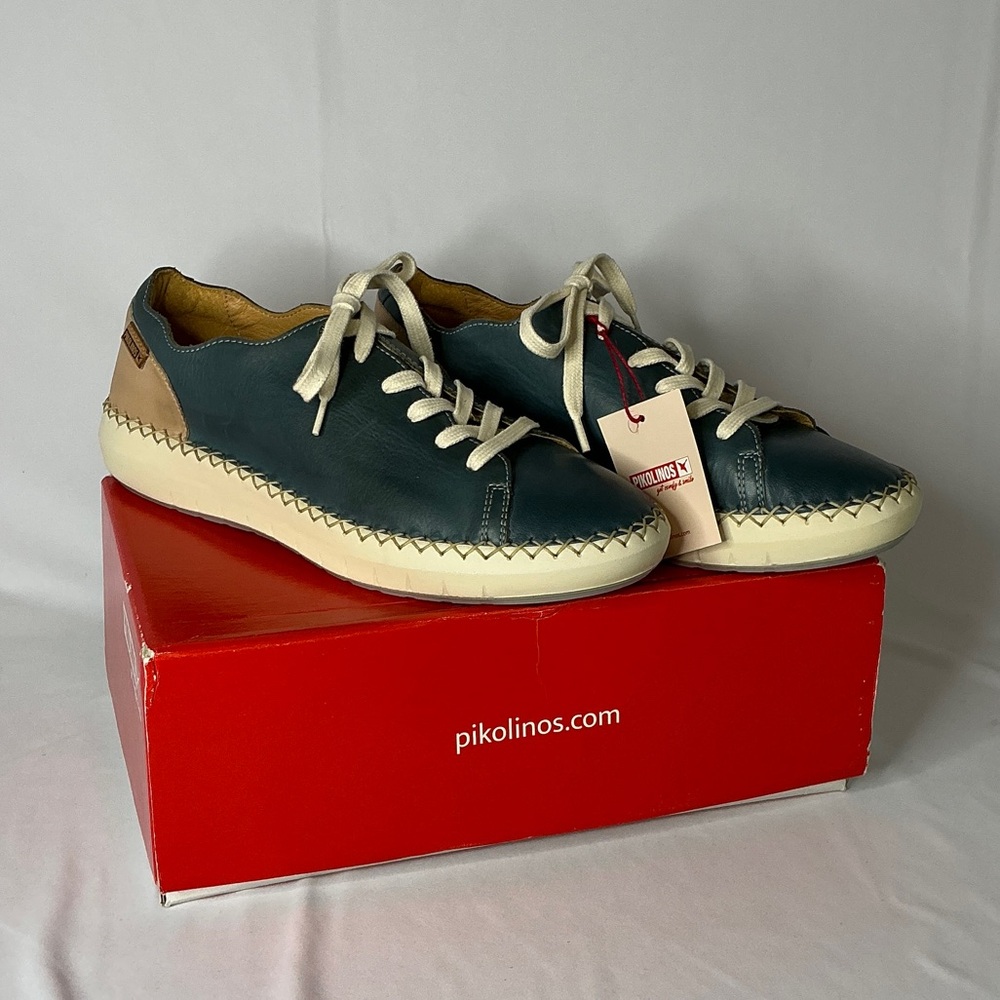 PIKOLINOS Teal Blue Leather Low-Top Sneakers with Cream Accents NWT